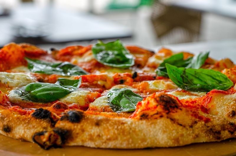 Margherita Napoletana classic pizzana